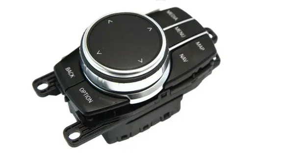 Head unit multimedia control
