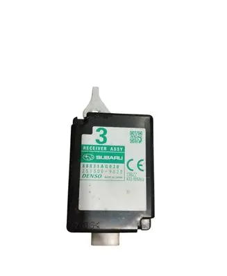 Subaru Forester SH Antenna control unit 88831AG030 2513009020