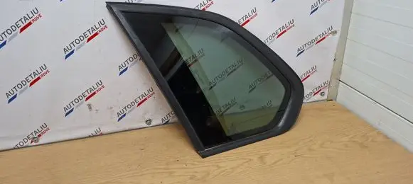 BMW X5 E70 Rear side window 7207875