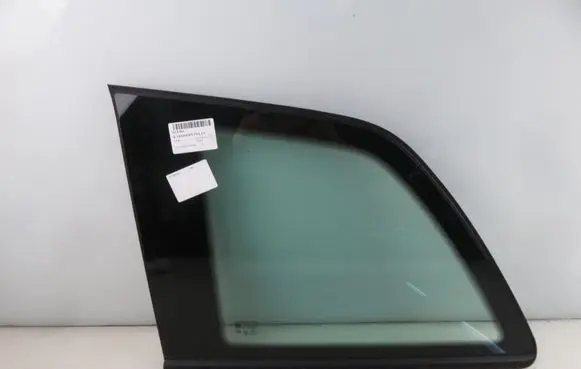 Opel Zafira B Rear side window
