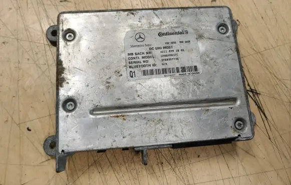 Mercedes-Benz E W211 Bluetooth control unit module A2118701885