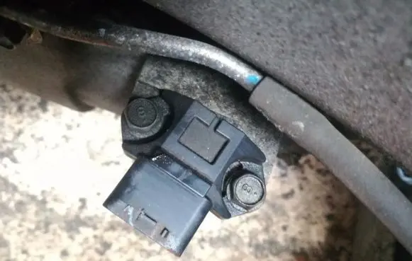 Subaru Legacy Air pressure sensor 0798009150 079800-9150