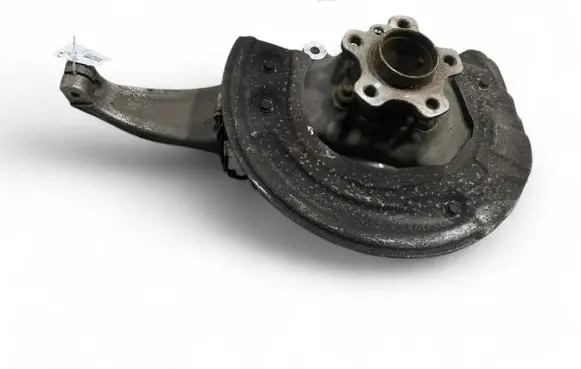 BMW 5 G30 G31 Front wheel hub 6871191