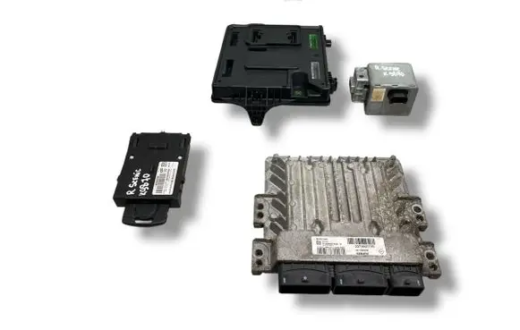 Renault Scenic III - Grand scenic III Engine ECU kit and lock set 237100777R S180067109 284B17882R