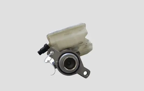 Volvo V40 Master brake cylinder 31329330