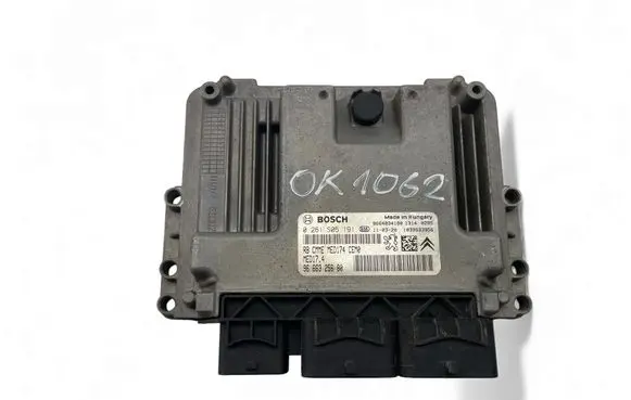 Peugeot 308 Engine control unit/module ECU 9666325680 0261S05191