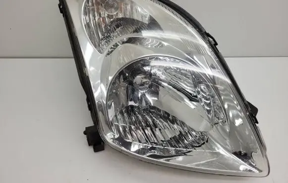 Suzuki Swift I Headlight/headlamp