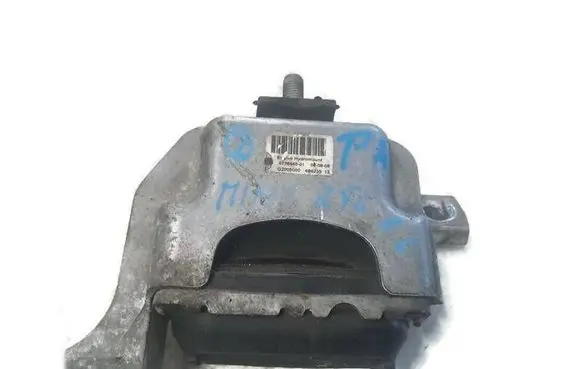 Mini One - Cooper Coupe R56 Engine mount bracket 6778645 G2005000 686235