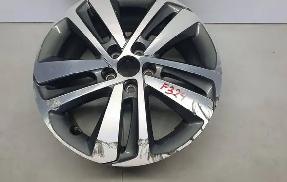 Peugeot Expert R17 alloy rim 9810098577 F324