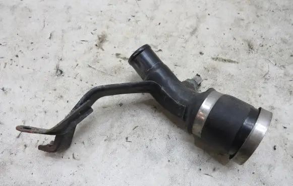 Toyota Auris E180 Engine coolant pipe/hose