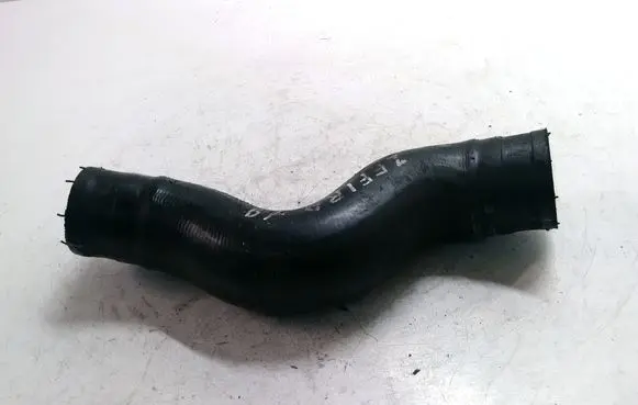 Opel Zafira B Intercooler hose/pipe 55557037 498891241