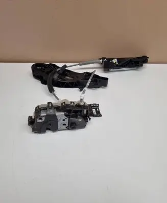 Peugeot 2008 II Front door lock PSA444424 2362N1607M 14006441