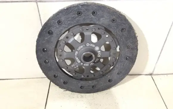 Audi 80 90 S2 B4 Clutch pressure plate 034141033X 302471700