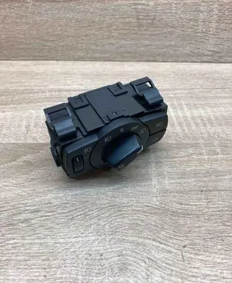 BMW 1 E81 E87 Light switch 6932792 33600101
