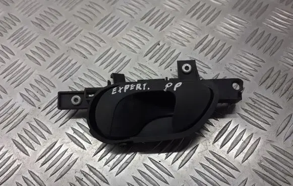 Peugeot Expert Rear door interior handle trim 1470970077