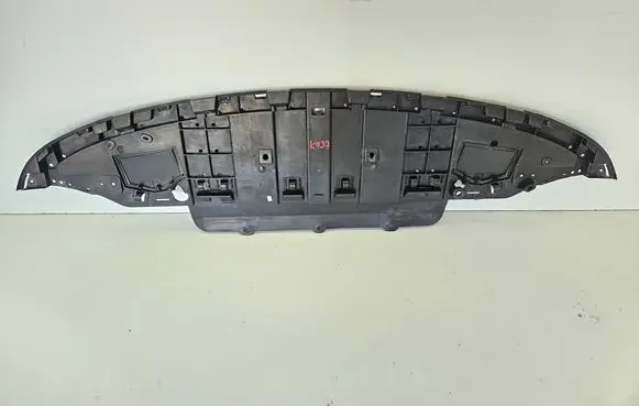 Renault Twingo III Engine splash shield/under tray 622352395R
