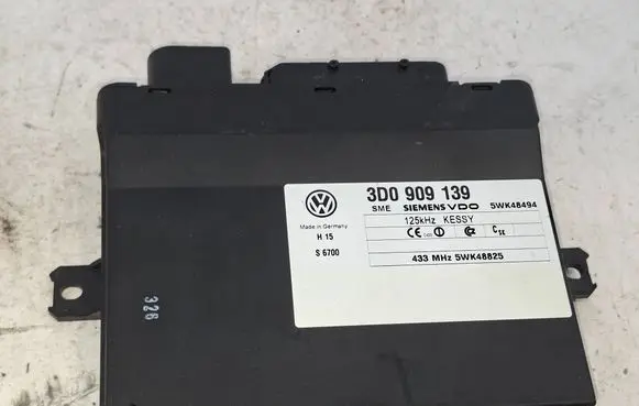Volkswagen Touareg I Keyless (KESSY) go control unit/module 3D0909139 5WK48825 5WK48494