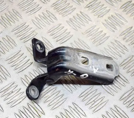 Opel Zafira C Rear door lower hinge