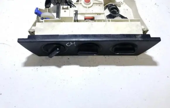 Audi A6 S6 C4 4A Climate control unit