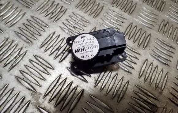 Mini Cooper Countryman R60 Air flap motor/actuator 990432F 3422658