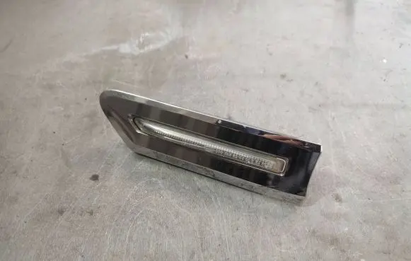 BMW 7 F01 F02 F03 F04 Front fender indicator light 7203371 63137203371