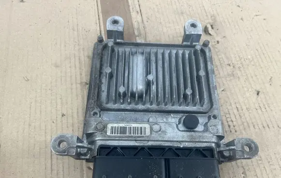 Mercedes-Benz C W204 Engine control unit/module A6511500126 A0054469240 28208056