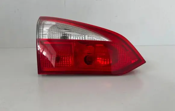 Ford Focus Rear/tail lights BM5113A603BB