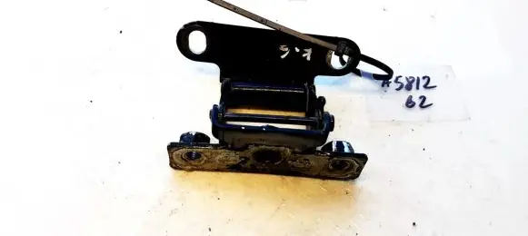 Chrysler PT Cruiser Tailgate/trunk/boot hinge 4724745ACA