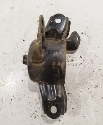 Hyundai i40 Engine mount bracket 218303Z400