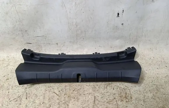 Volvo C30 Trunk/boot sill cover protection 08687734 L8K5Y