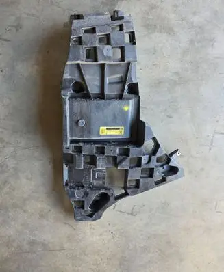 BMW X5 G05 Rear bumper mounting bracket 8069247