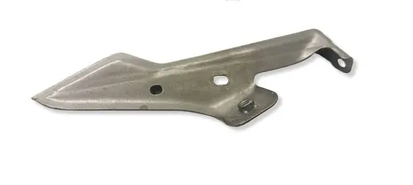 Nissan X-Trail T32 Fender mounting bracket 