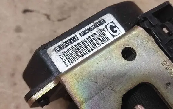 Peugeot 307 Front seatbelt 96346431XX B507744AC65