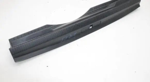 Peugeot 2008 II Trunk/boot sill cover protection 98257547ZD