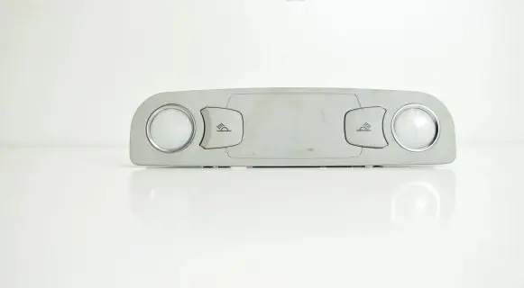 Audi A6 S6 C6 4F Rear seat light 4L0947111B