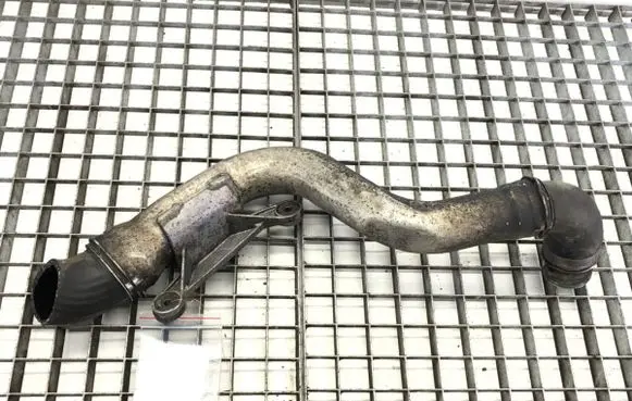 Air intake hose/pipe