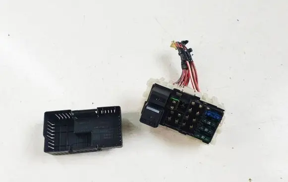 Volvo V70 Fuse box set
