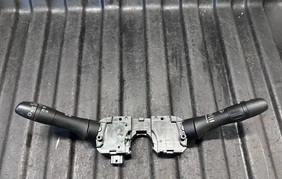 Infiniti FX Wiper turn signal indicator stalk/switch 255601BU1A 1504SD