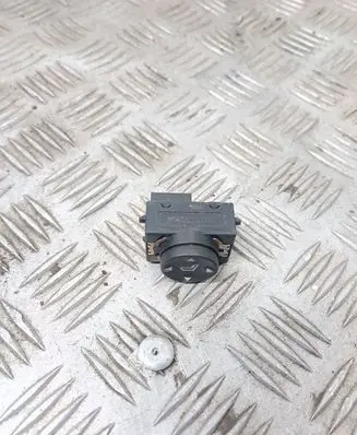 BMW 5 E39 Seat control switch 8352291 03060020