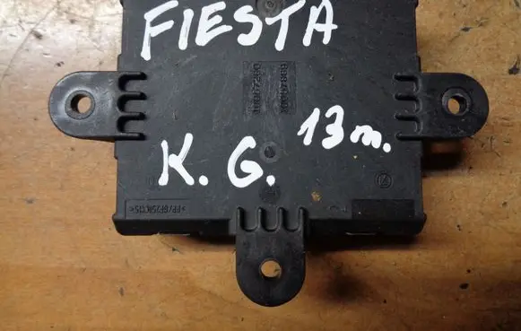 Ford Fiesta Door control unit/module 1002722906