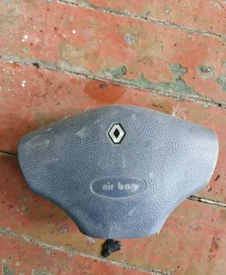 Renault Twingo I Steering wheel airbag