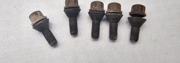 Saab 9-3 Ver2 Nuts/bolts 
