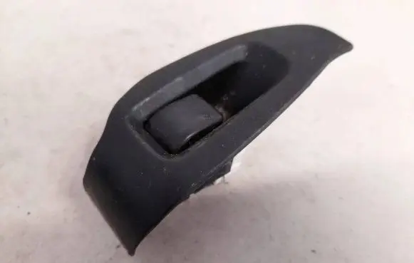 Subaru Legacy Electric window control switch