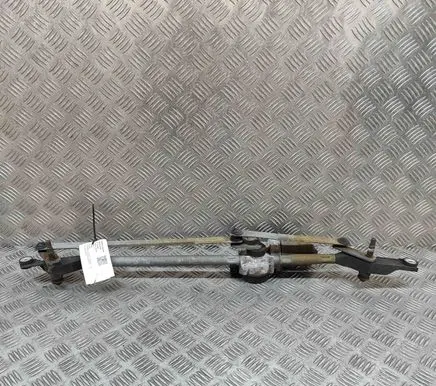 Chevrolet TrailBlazer Front wiper linkage and motor 15214344