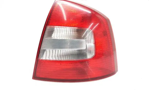 Skoda Octavia Mk2 (1Z) Rear/tail lights 1Z5945096B 1Z5945112B VP4SHX13404B