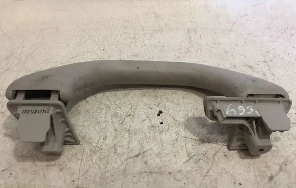 Volkswagen PASSAT B6 Front interior roof grab handle 1K0857607