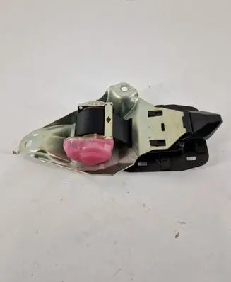 Toyota RAV 4 (XA40) Rear seatbelt 7J5190