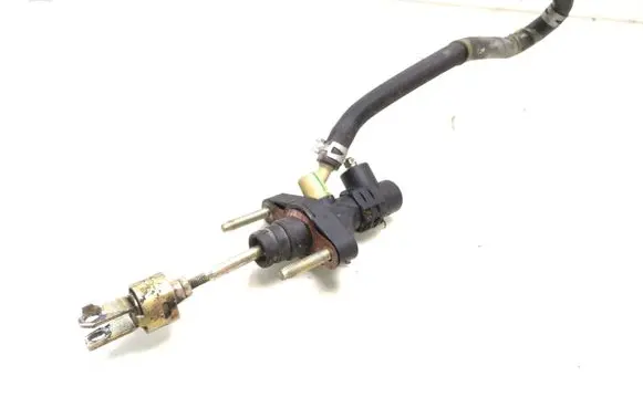 Clutch slave cylinder