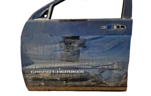 Jeep Grand Cherokee (WK) Front door