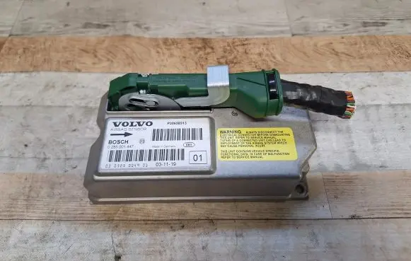 Volvo XC90 Airbag control unit/module P30658913 0285001447